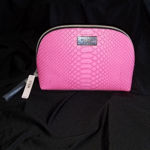 VICTORIA SECRET - NWT - 9" Accessory Bag, Hot Pink